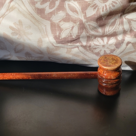 Vintage Wooden Gavel - Picture 4 of 8